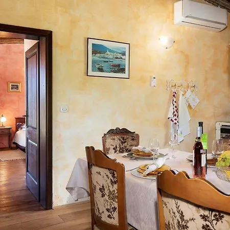 Eternelle فيلة Juršići