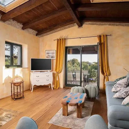 Eternelle فيلة Juršići